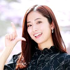田村真子アナ“激変”ショット!もはや別人&破壊力エグい「ビジュ爆」「くっそ可愛い」「好感度」「トドメさした」 - スポーツ報知