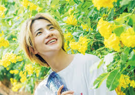 木戸大聖】写真集『HANA-UTA』「一人の人間が生きている時間の流れを感じてほしい」 – FAST